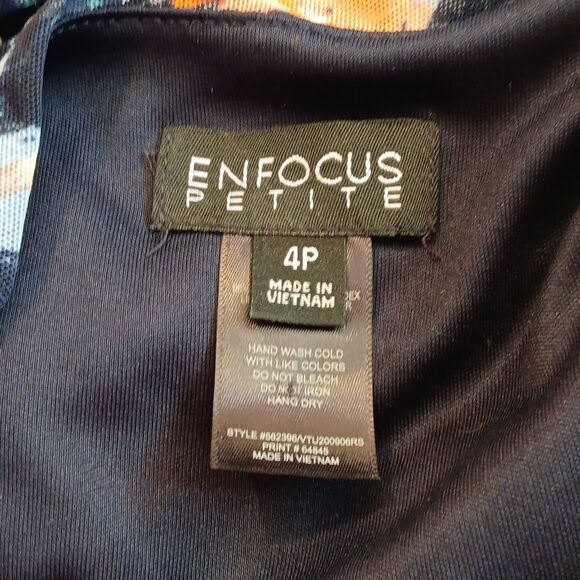 Enfocus Petite Dark Floral Dress. Professional,  Career, Romcom - Picture 8 of 11